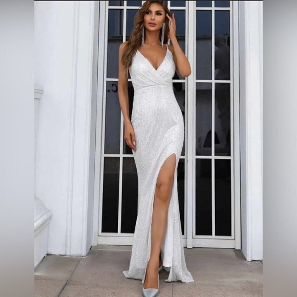 Miss Ord, Ladies Formal Sequin Cami Dress - Silver. Size: S. NIB.